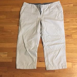 Eddie Bauer women’s Capri pants